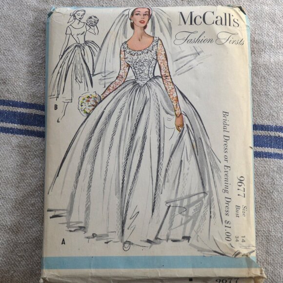 1954 McCall's Fashion First Bridal Dresses Sewing Pattern 9677 SZ 14 BUST 34 - Picture 1 of 8